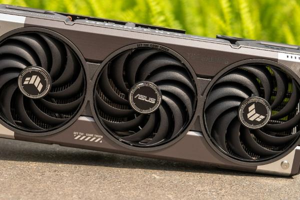 英伟达RTX 5070Ti：4K光追畅玩，大显身手